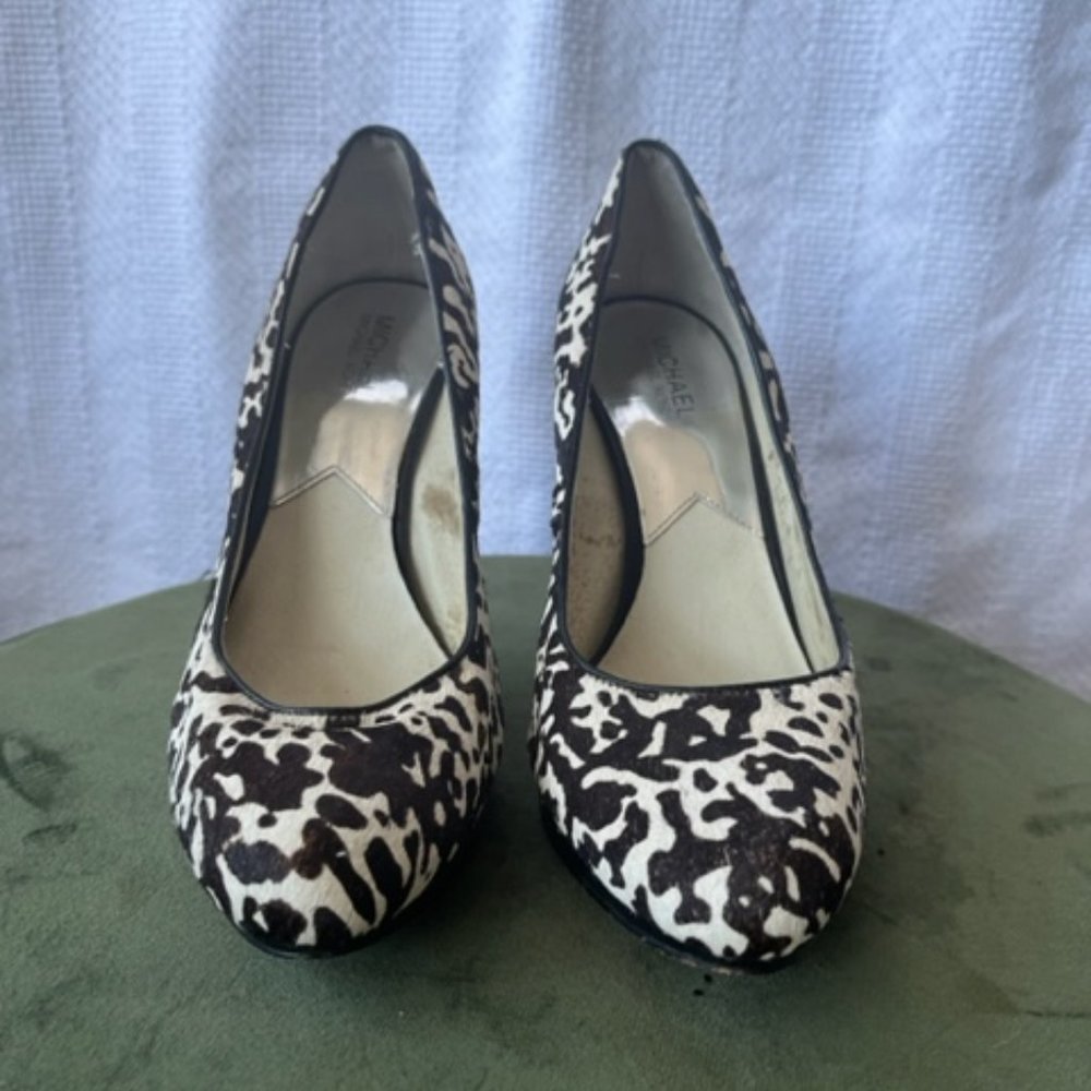 Micheal Kors Calf hair and leather pumps
